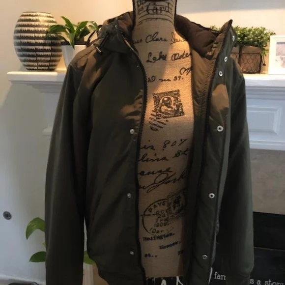 Jacket - Picture 4 of 4